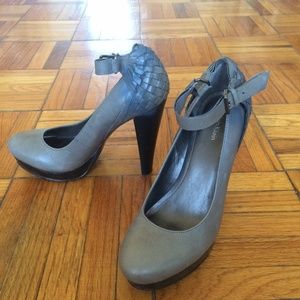 Calvin Klein Gray Mary Janes, size 8, runs small